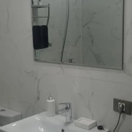 Studiou Andu Nord 10 By Alezzi Lägenhet Năvodari